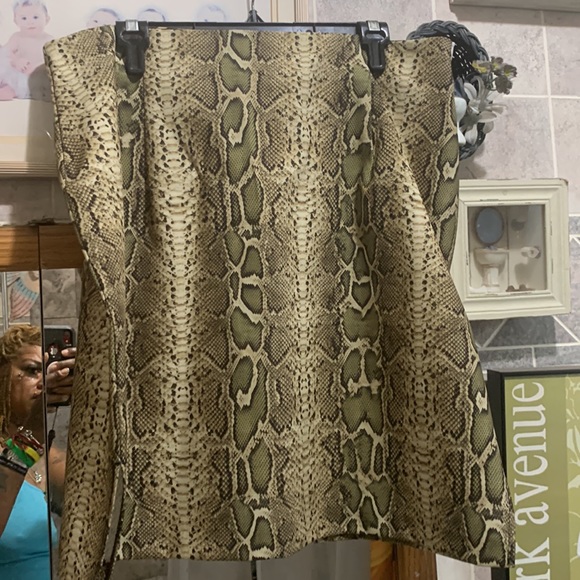 Invasion suit - Picture 8 of 13